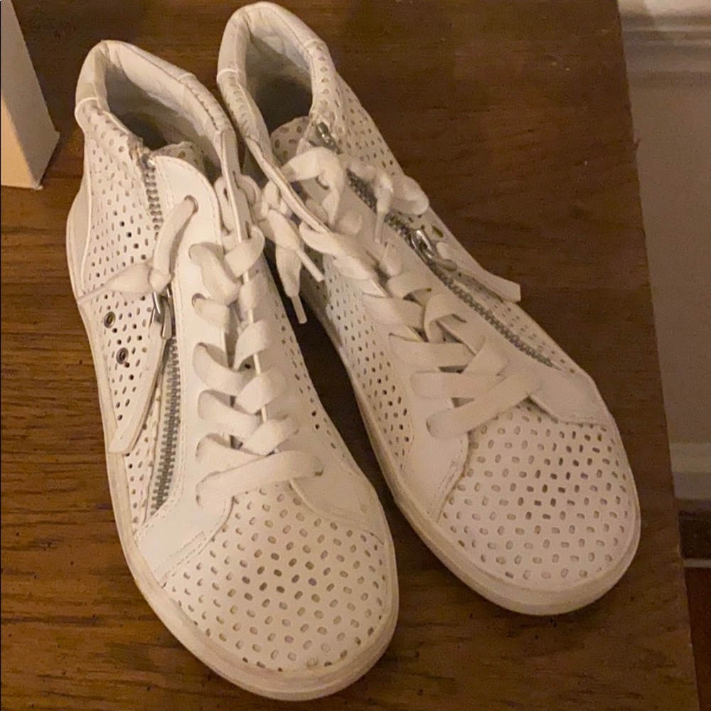Cute shoes!